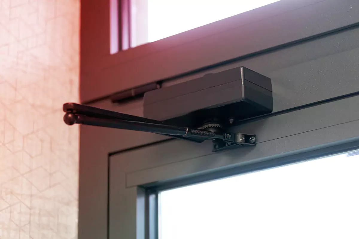 Smart Restrooms with Automatic Systems