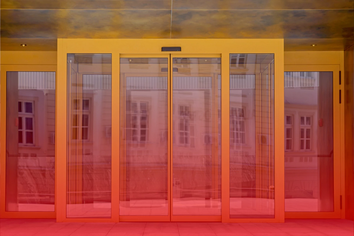 Smart Restrooms with Automatic Systems